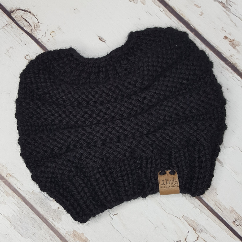 Messy Bun Beanie – La display picture 3